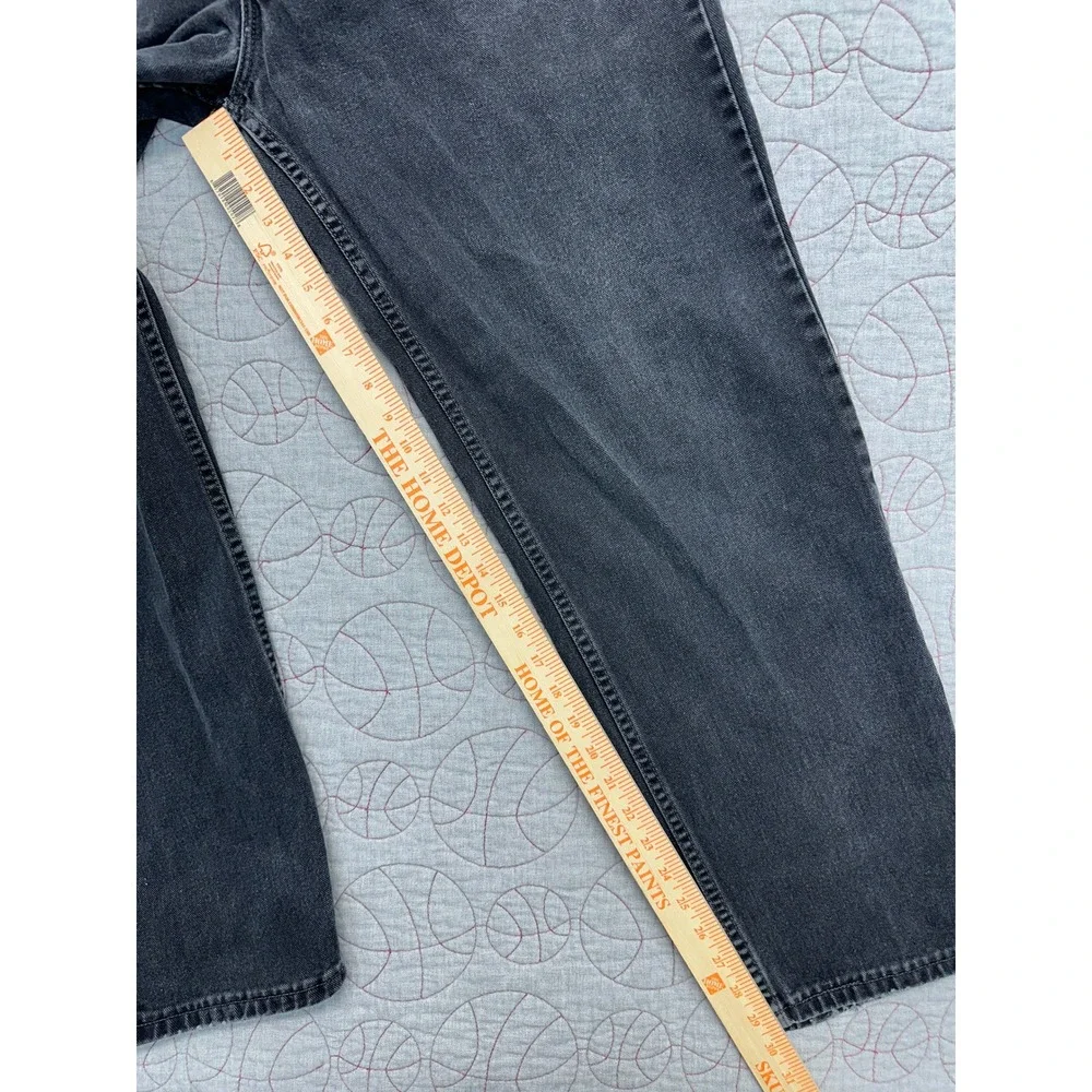 Levi's 550 Relaxed Fit Black Vintage 90s USA Made / Men's 38x32